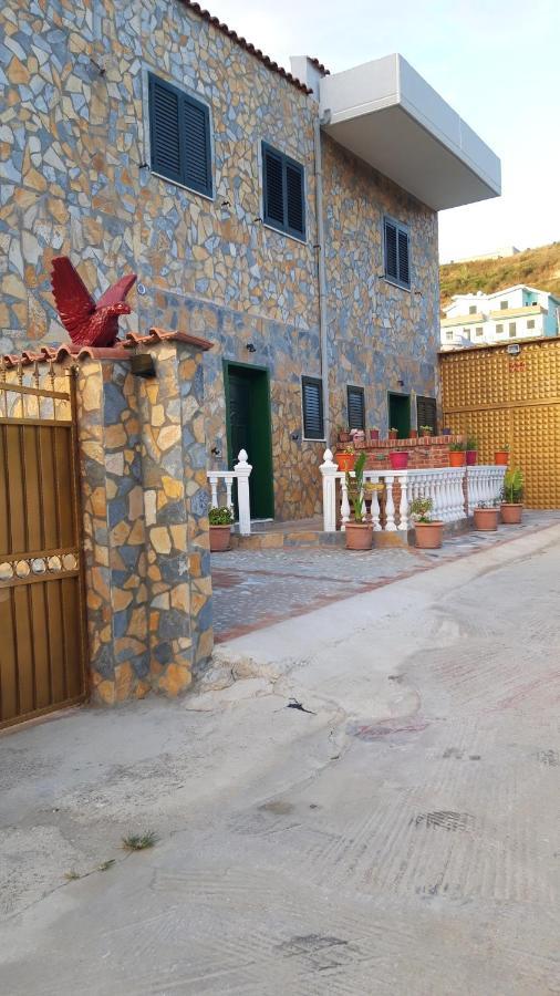 Villa Fredi オリクム エクステリア 写真